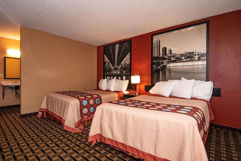 מלון Super 8 By Wyndham Brooklyn Center/Mpls מראה חיצוני תמונה