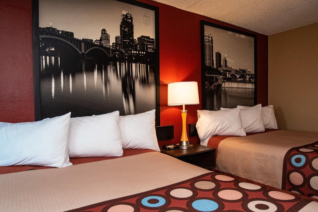 מלון Super 8 By Wyndham Brooklyn Center/Mpls מראה חיצוני תמונה